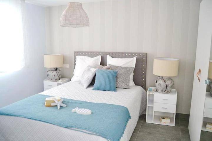 Chic Home With Garage Almunecar San Cristobal 外观 照片